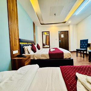 Luxury Triple Room